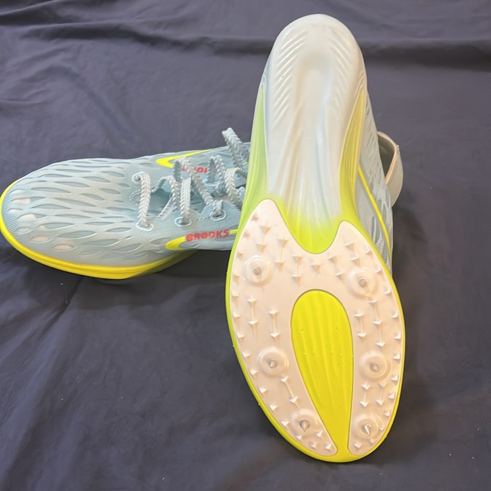 NEW Unisex Brooks ELMN8 7 Track Spikes. Size 11M/12.5W. - Picture 5 of 7